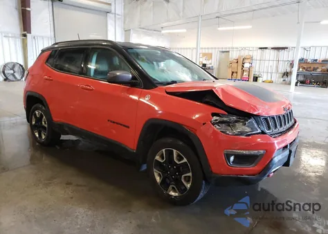 2017 Jeep Compass Trailhawk z USA, uszkodzony, nr VIN 3C4NJDDB6HT657650